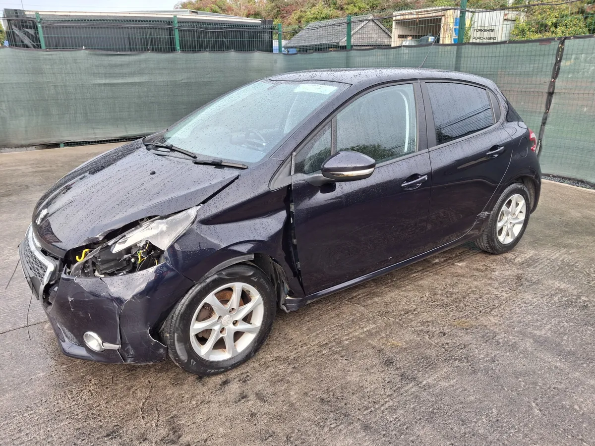 2015 Peugeot 208  1.0 Peugeot - Image 3