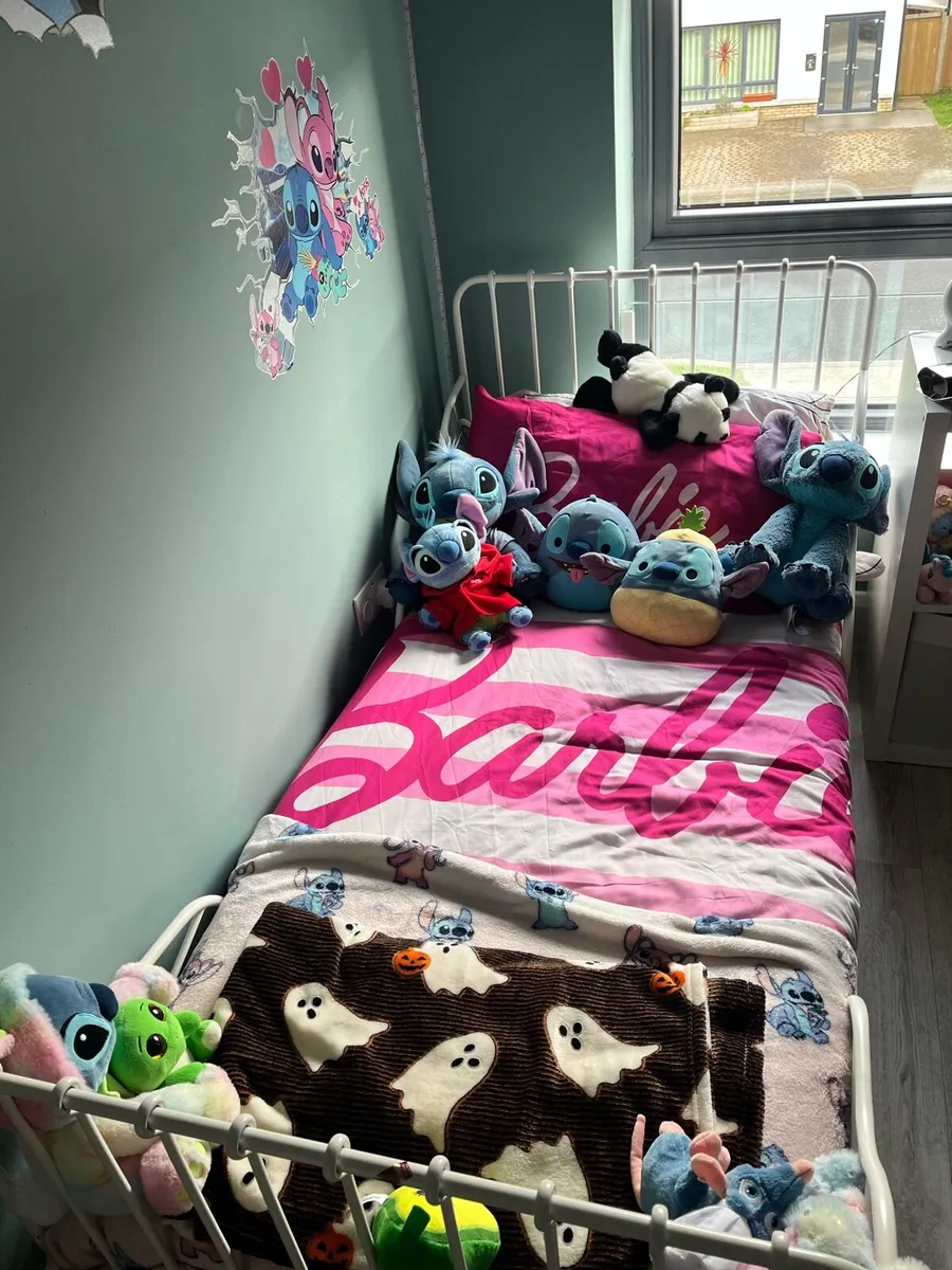 IKEA adjustable kids bed (with adjustable mattress - Image 1