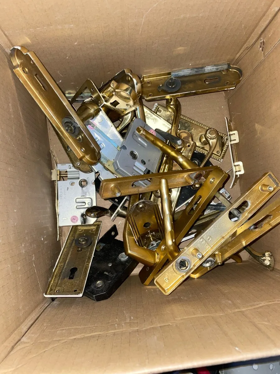 Box of Door Handles & Mortise Locks – Mixed Lot