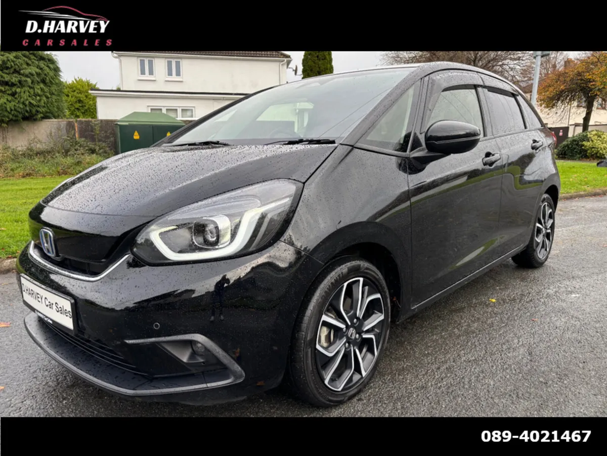 Honda Fit Jazz 1.4 Petrol/Hybrid Auto**Low Mileage - Image 4