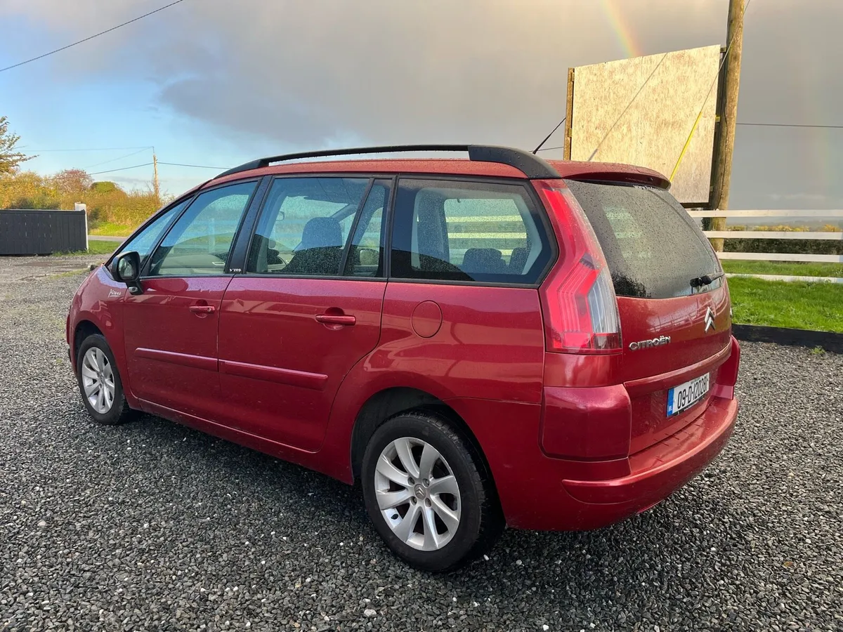 Citroen C4 Grand Picasso - Auto 7-seater - Image 3