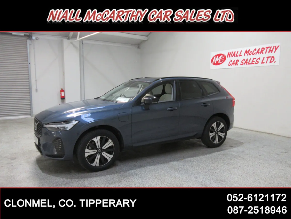 Volvo XC60 T6 PHEV PLUS DARK AWD AUTO PAN ROOF - F - Image 3