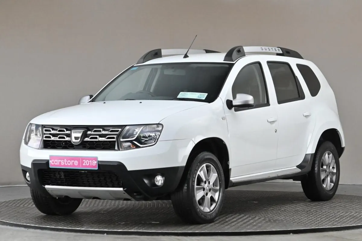 Dacia Duster 1.5 DCi Signature 110BHP 6spd  air C - Image 3