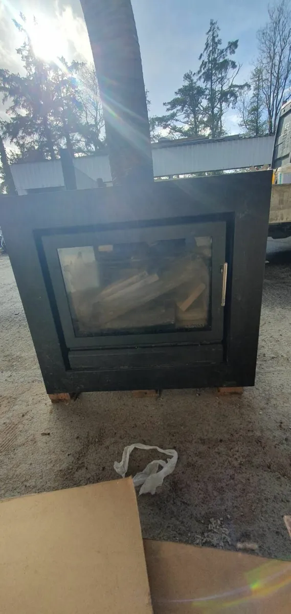 solid fuel Inset Stove - Image 1