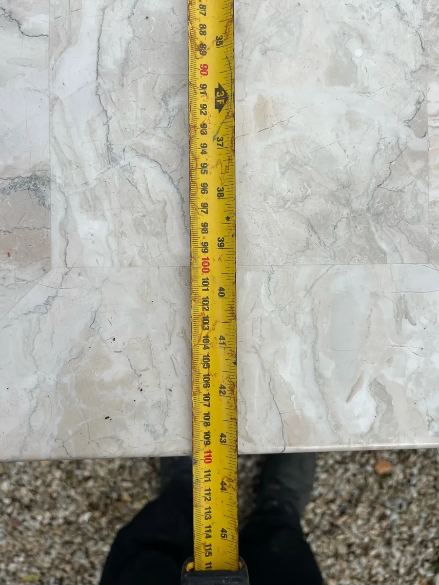 Marble table - Image 2
