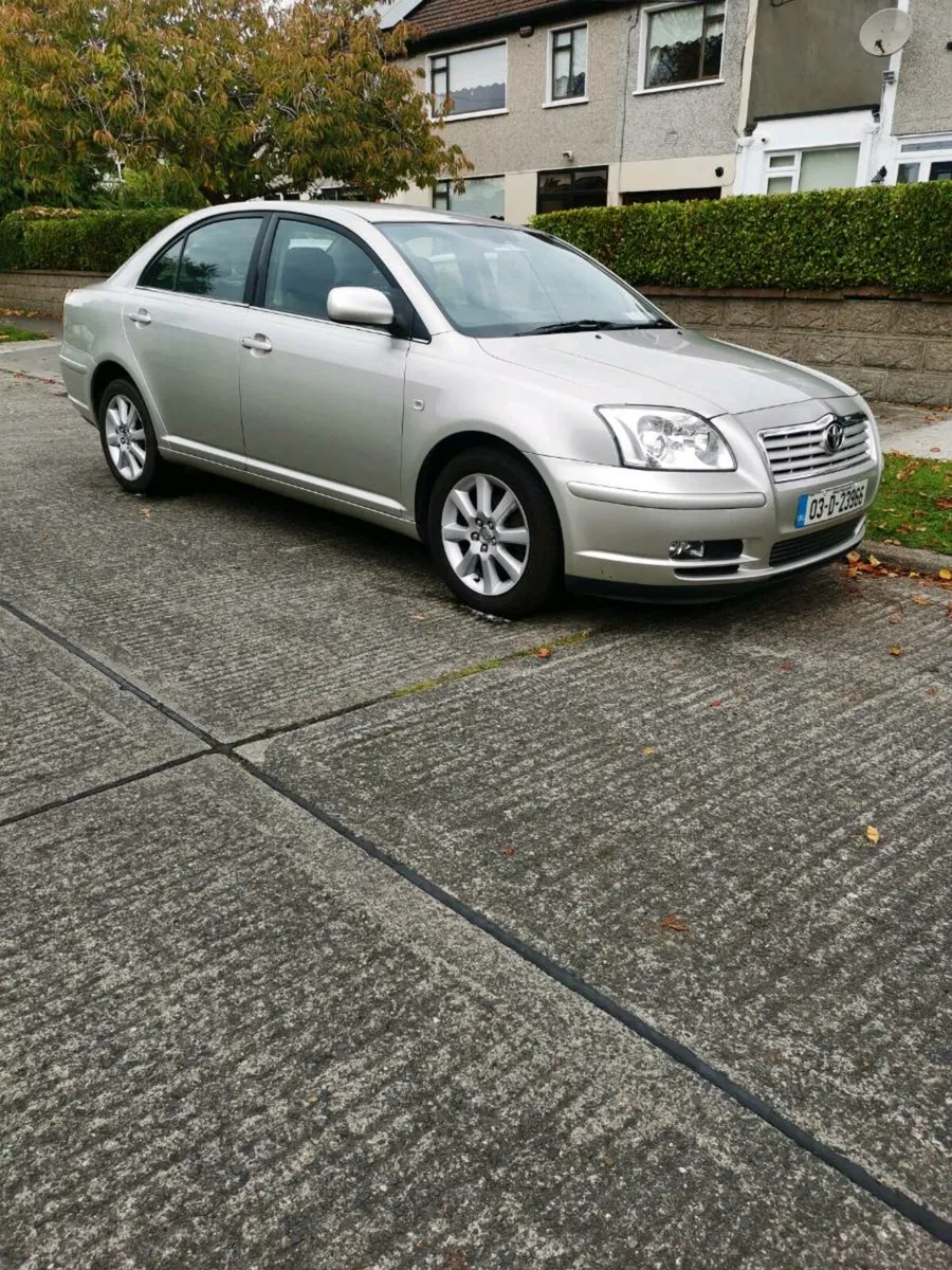 Toyota Avensis 1.8 Luna - Image 1