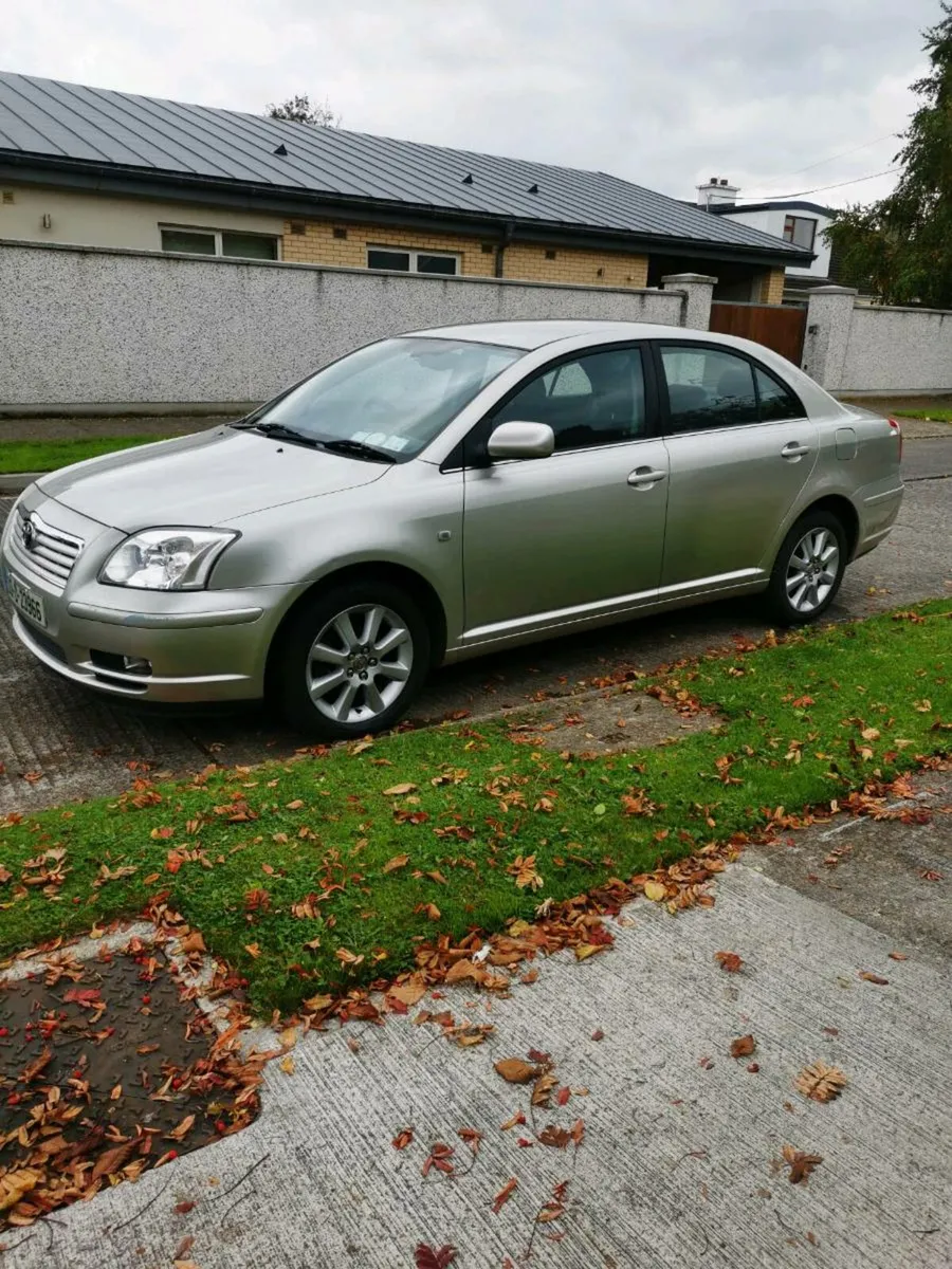 Toyota Avensis 1.8 Luna - Image 2