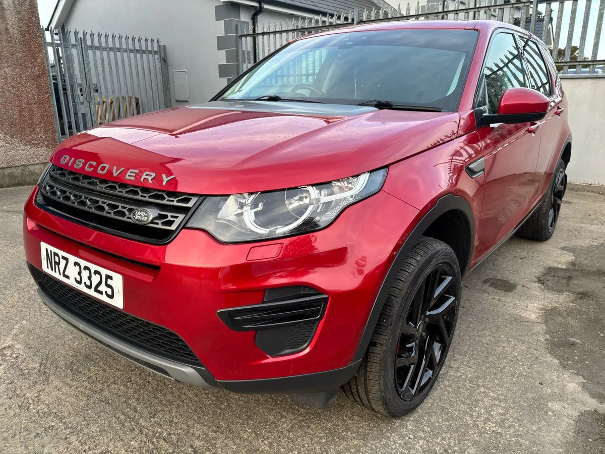 2918 Land Rover Discovery Sport - Image 2