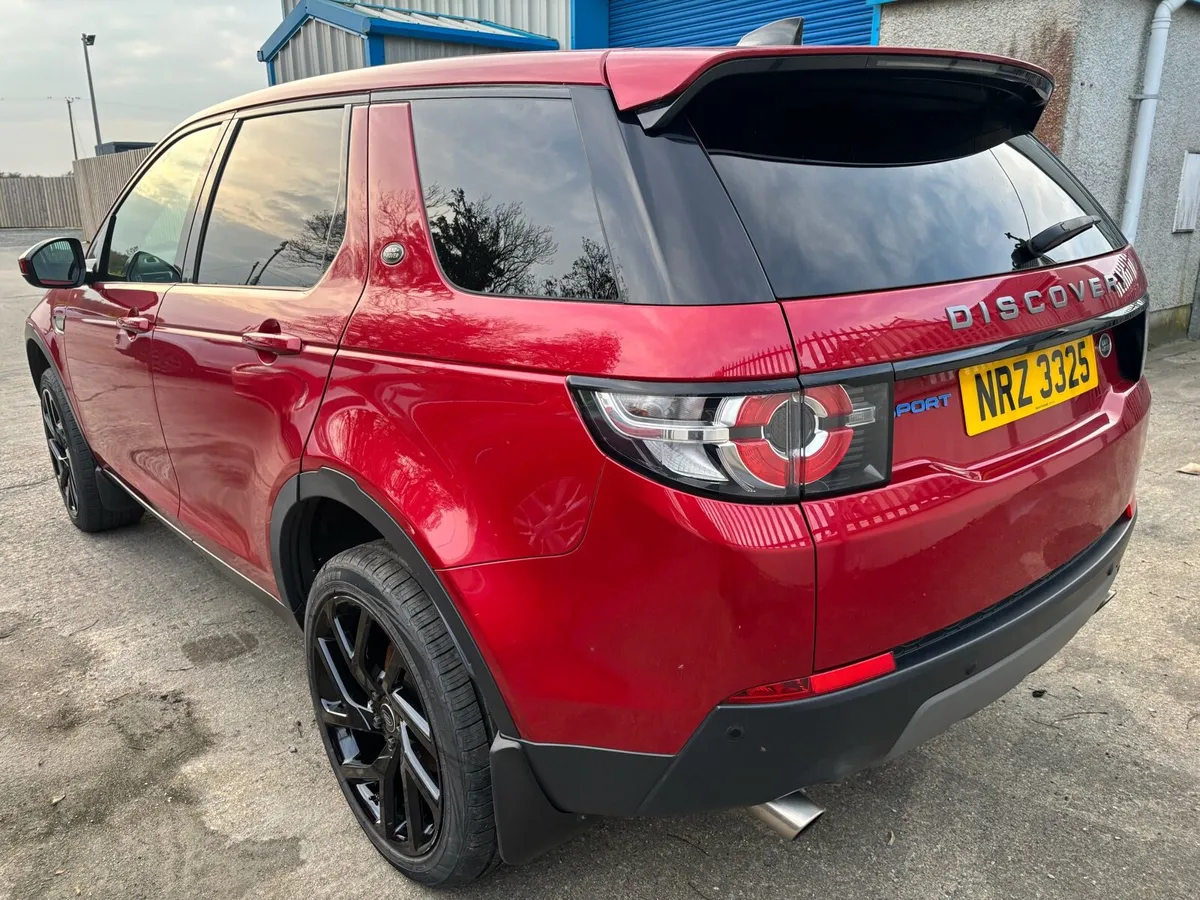 2918 Land Rover Discovery Sport - Image 4