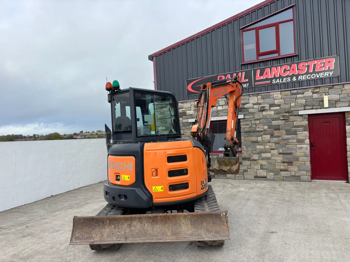 Hitachi zaxis 48 year 2014 - Image 2