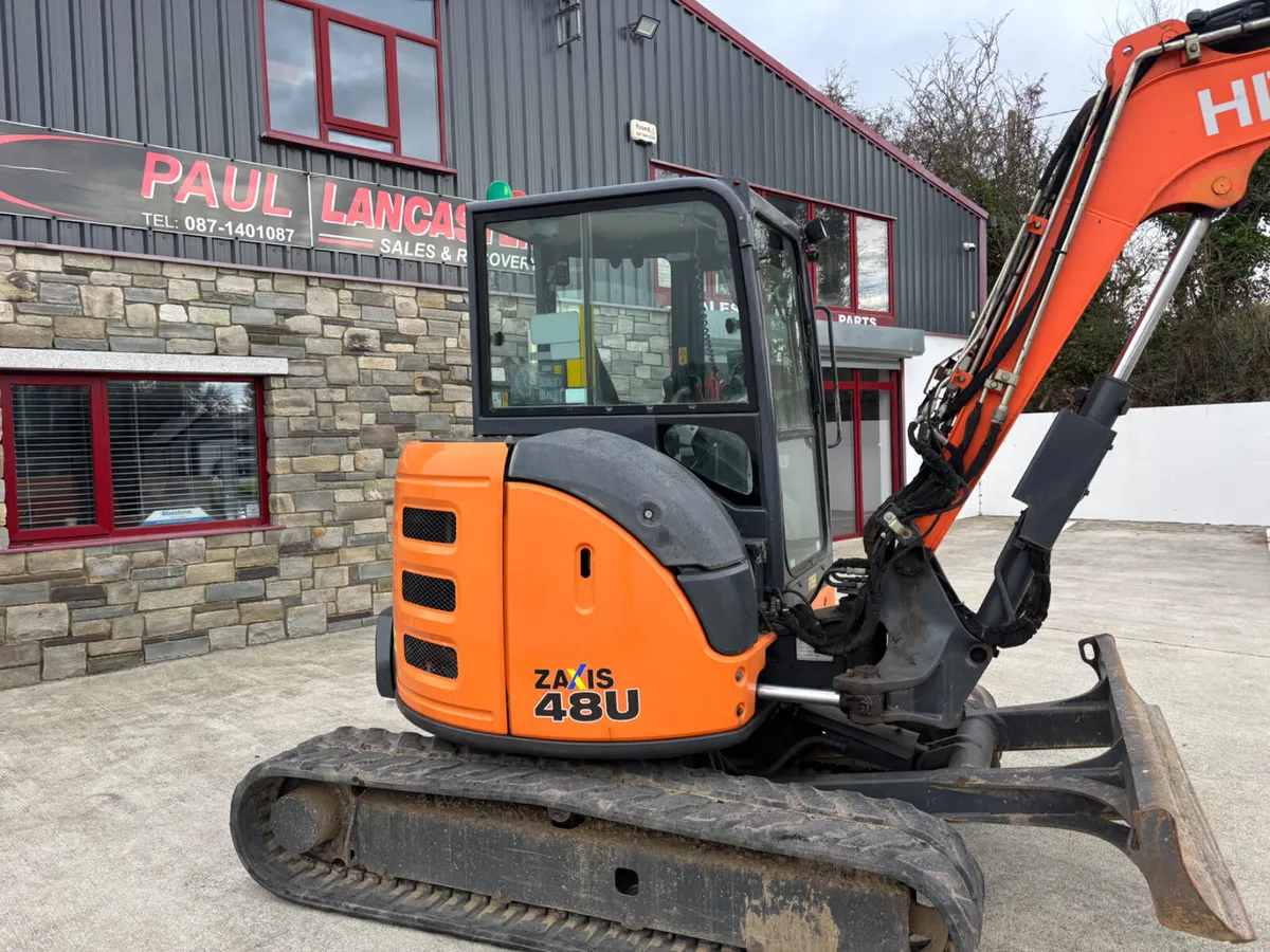 Hitachi zaxis 48 year 2014 - Image 3