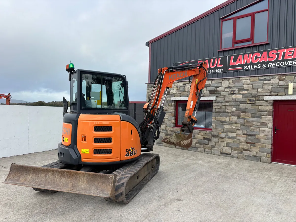 Hitachi zaxis 48 year 2014 - Image 1