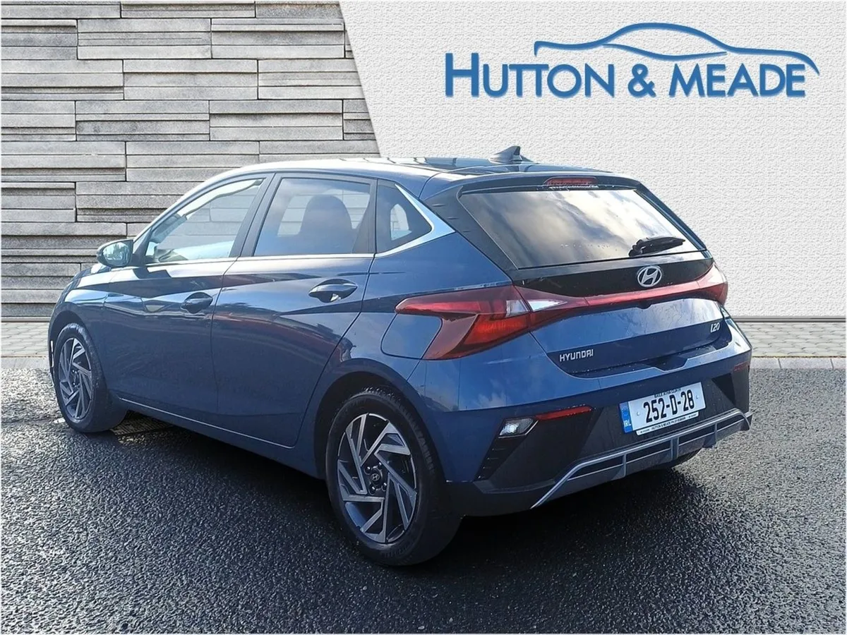 Hyundai i20 Delux Plus 1.2 Petrol 5dr - Image 3
