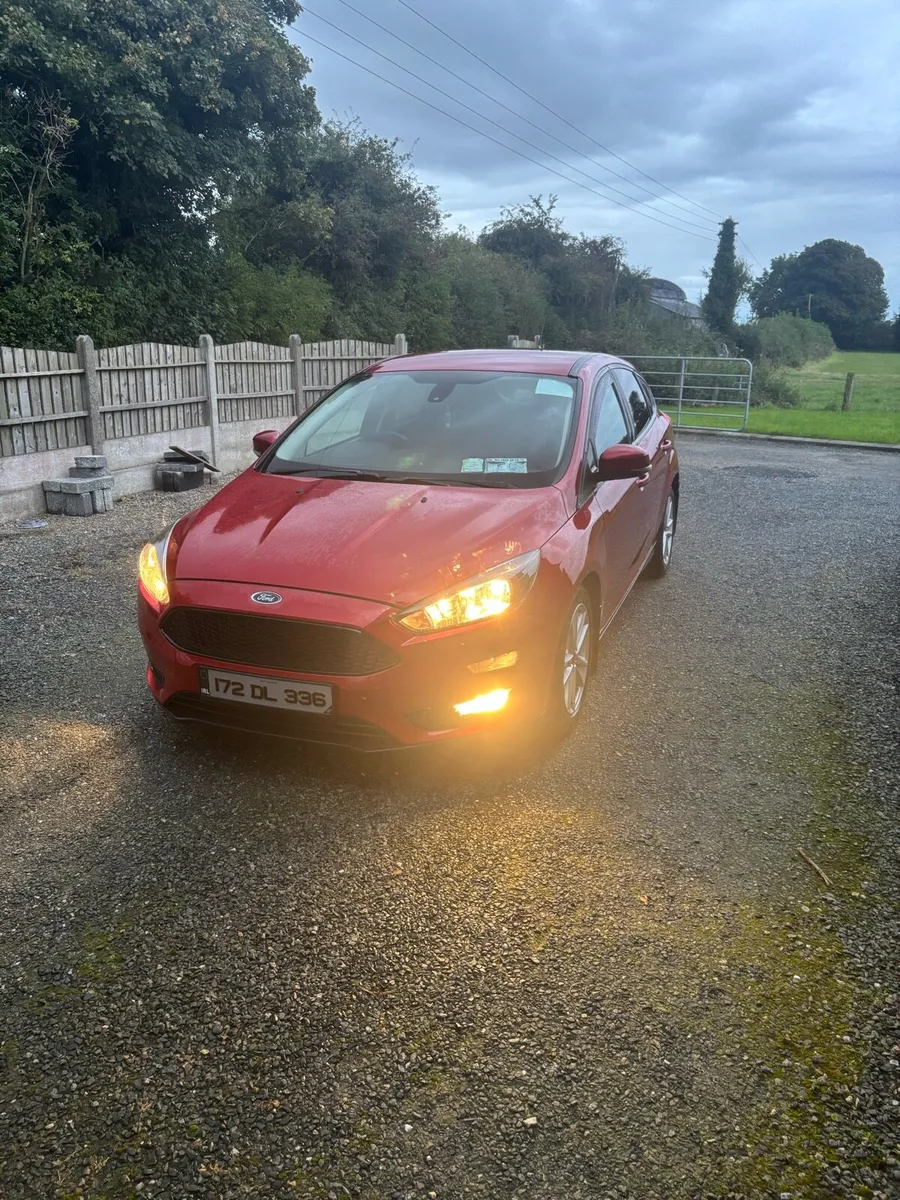 2017 Ford focus (172) - Image 2