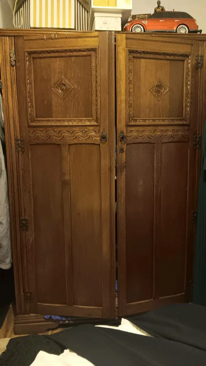 Wardrobes and Dressing Table - Image 2