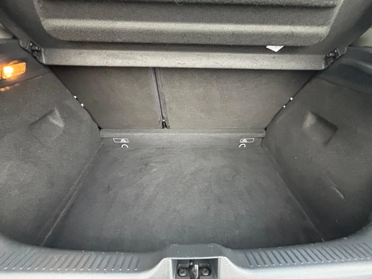 Renault Clio 2015 - Image 3