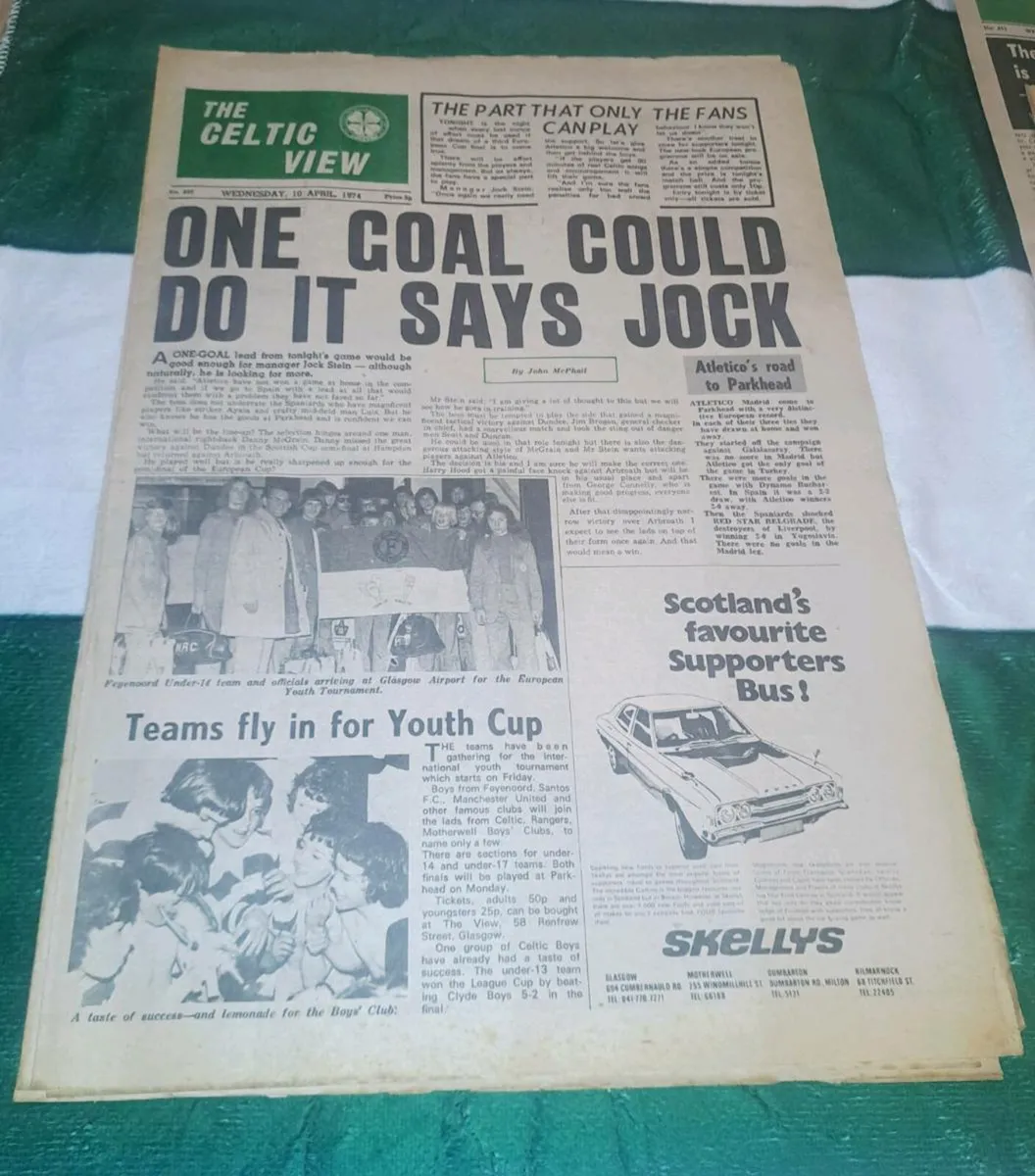 The Celtic View Newspapers x 25 from 1970s - Image 3