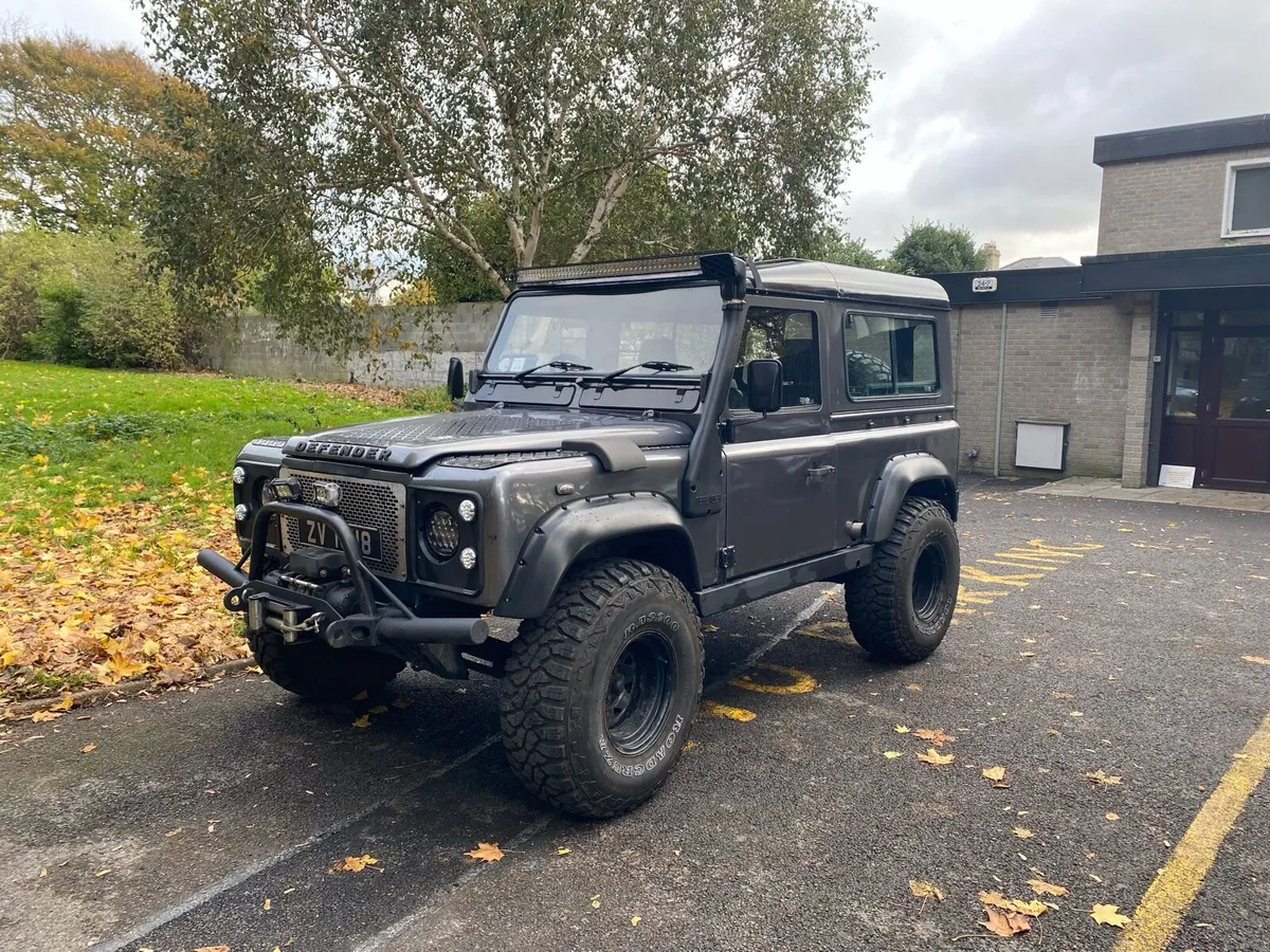 Land Rover defender - Image 4