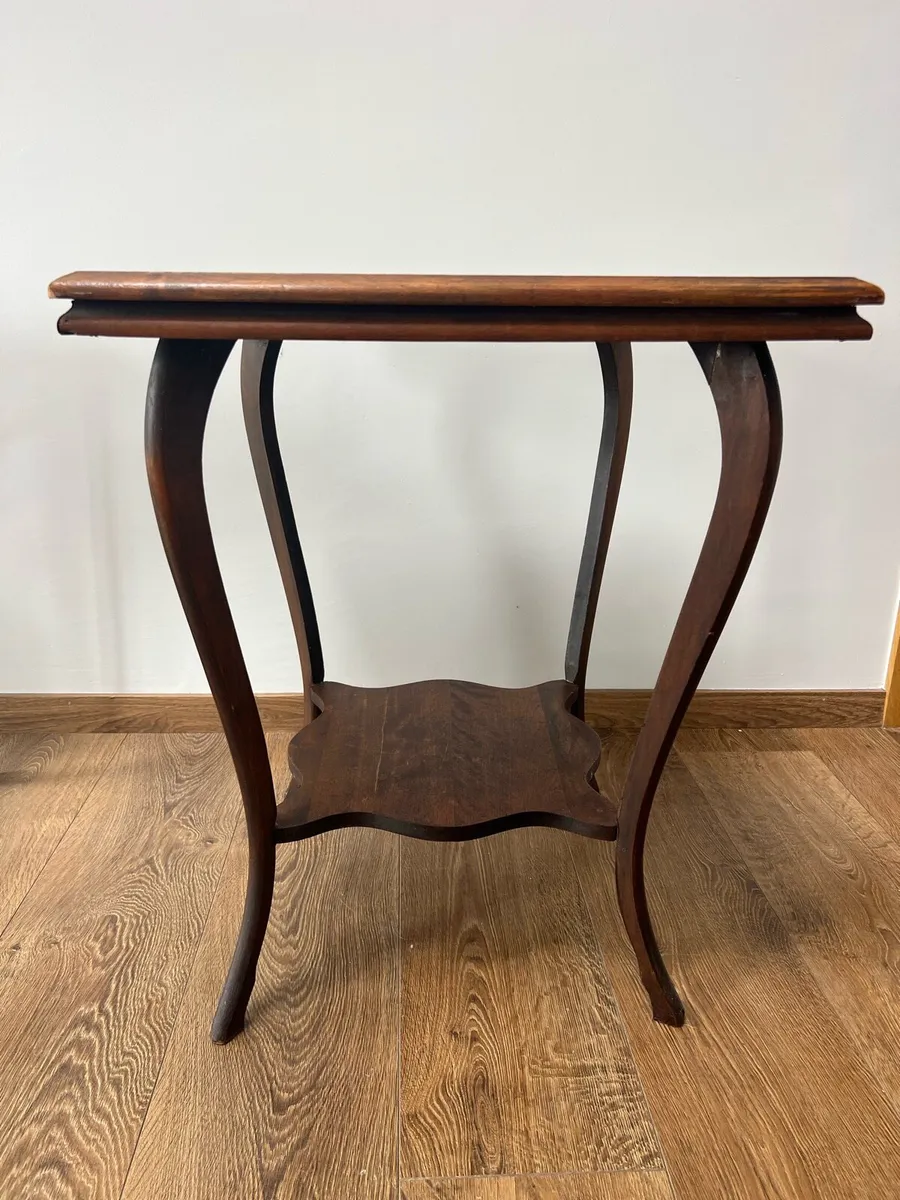 Vintage Occasional tables . - Image 1