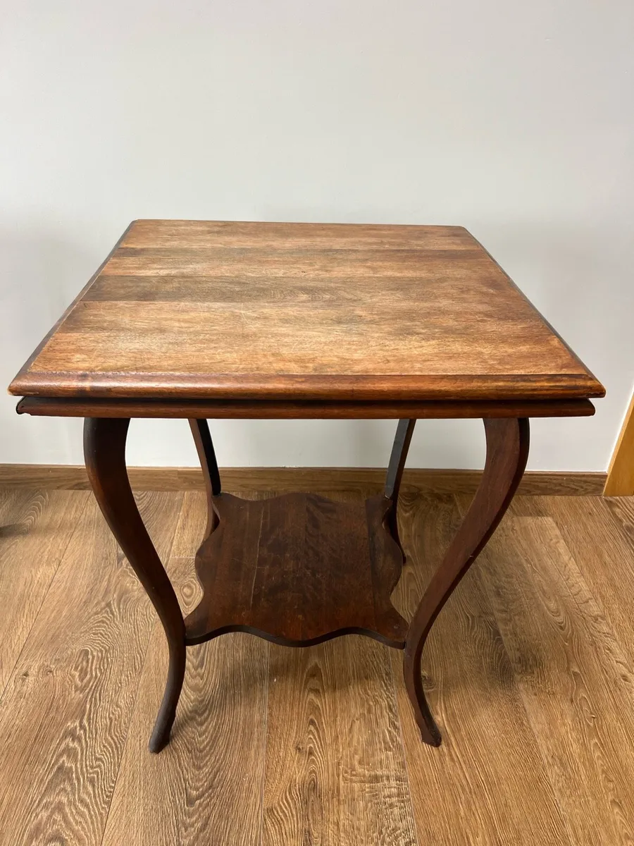 Vintage Occasional tables . - Image 2