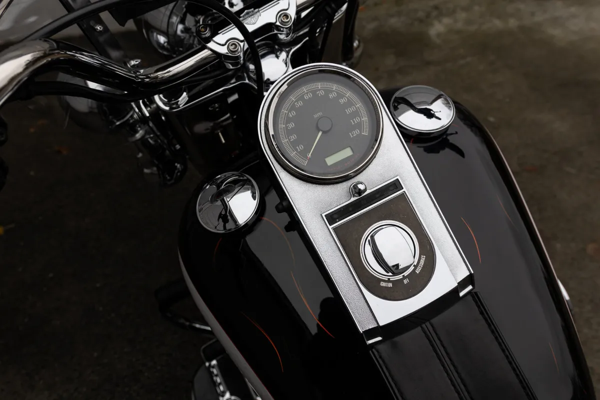 Harley Davidson Heritage Softail 2007 - Image 4