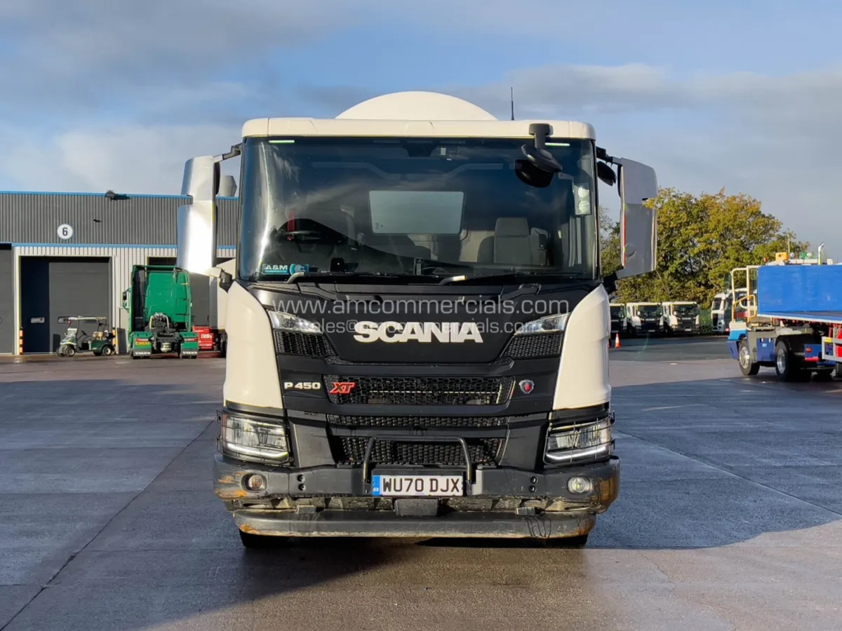 2020 (70) SCANIA P450 XT LOW CAB 6X2 REAR LIFT - Image 2