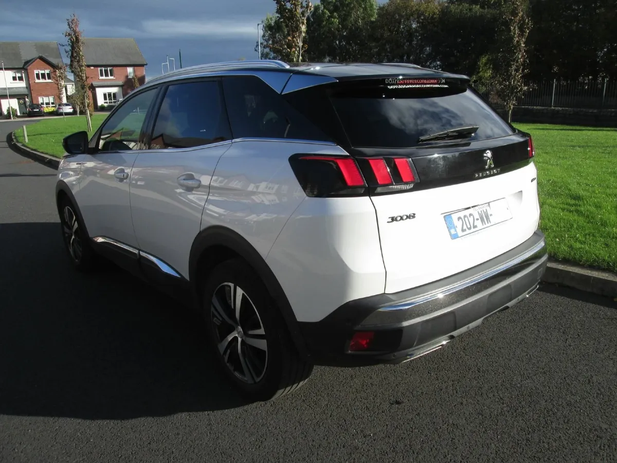 Peugeot 3008 2020 - Image 3