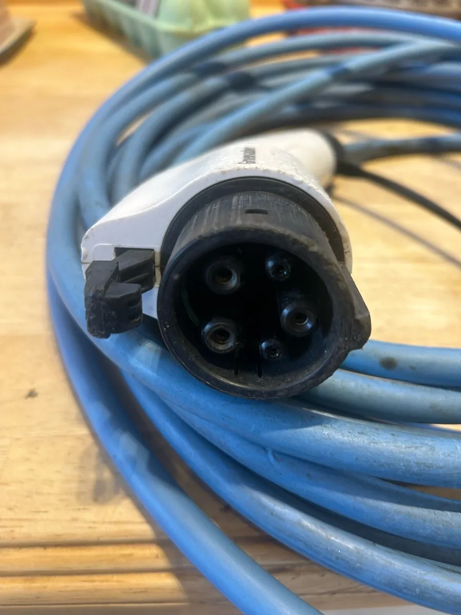 EV charging cable - Image 2