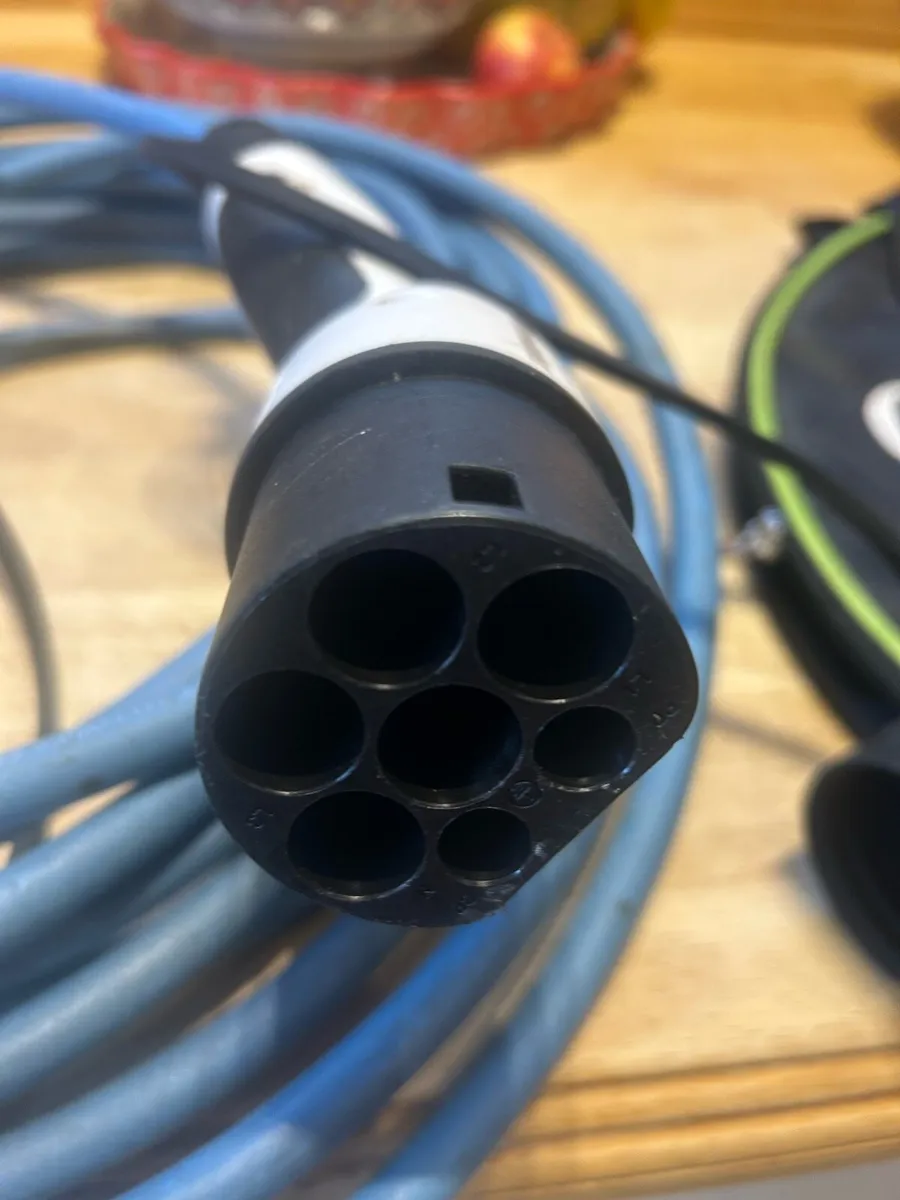 EV charging cable - Image 3