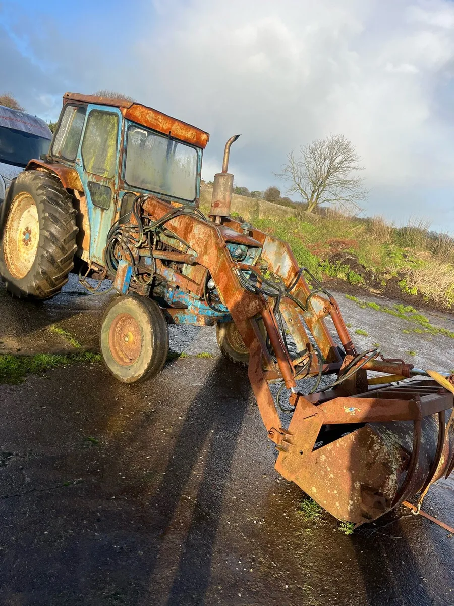 Ford 4600 - Image 2