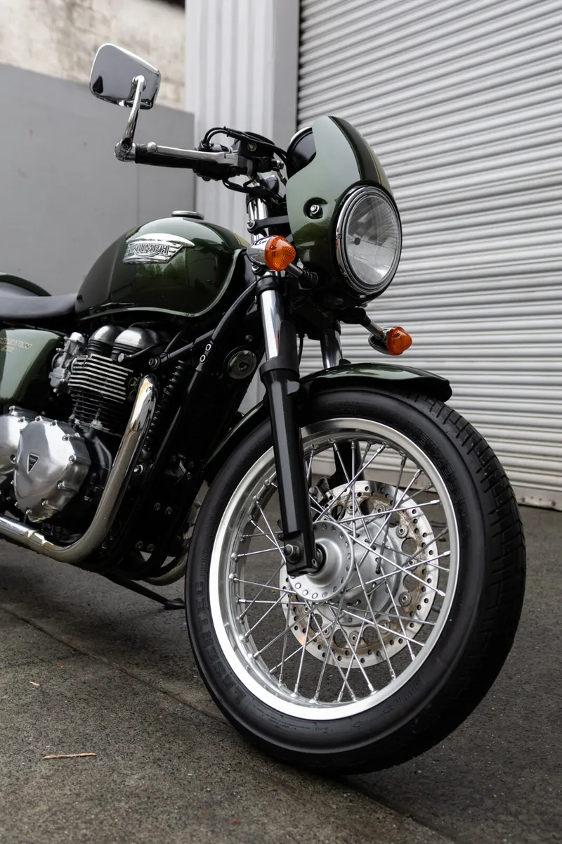 Triumph Thruxton 900 2014 - Image 3