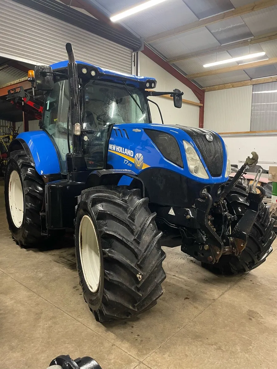 New Holland T7.210 - Image 3