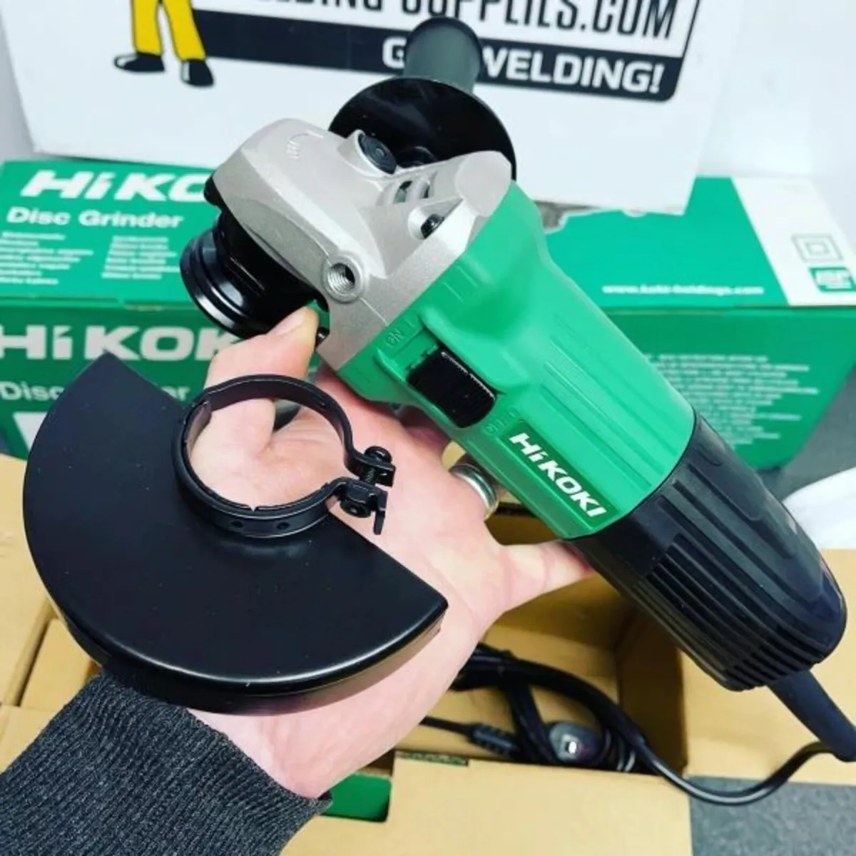 Hitachi / HiKOKI 9" & 4½" Angle Grinder Twin Bundl - Image 2