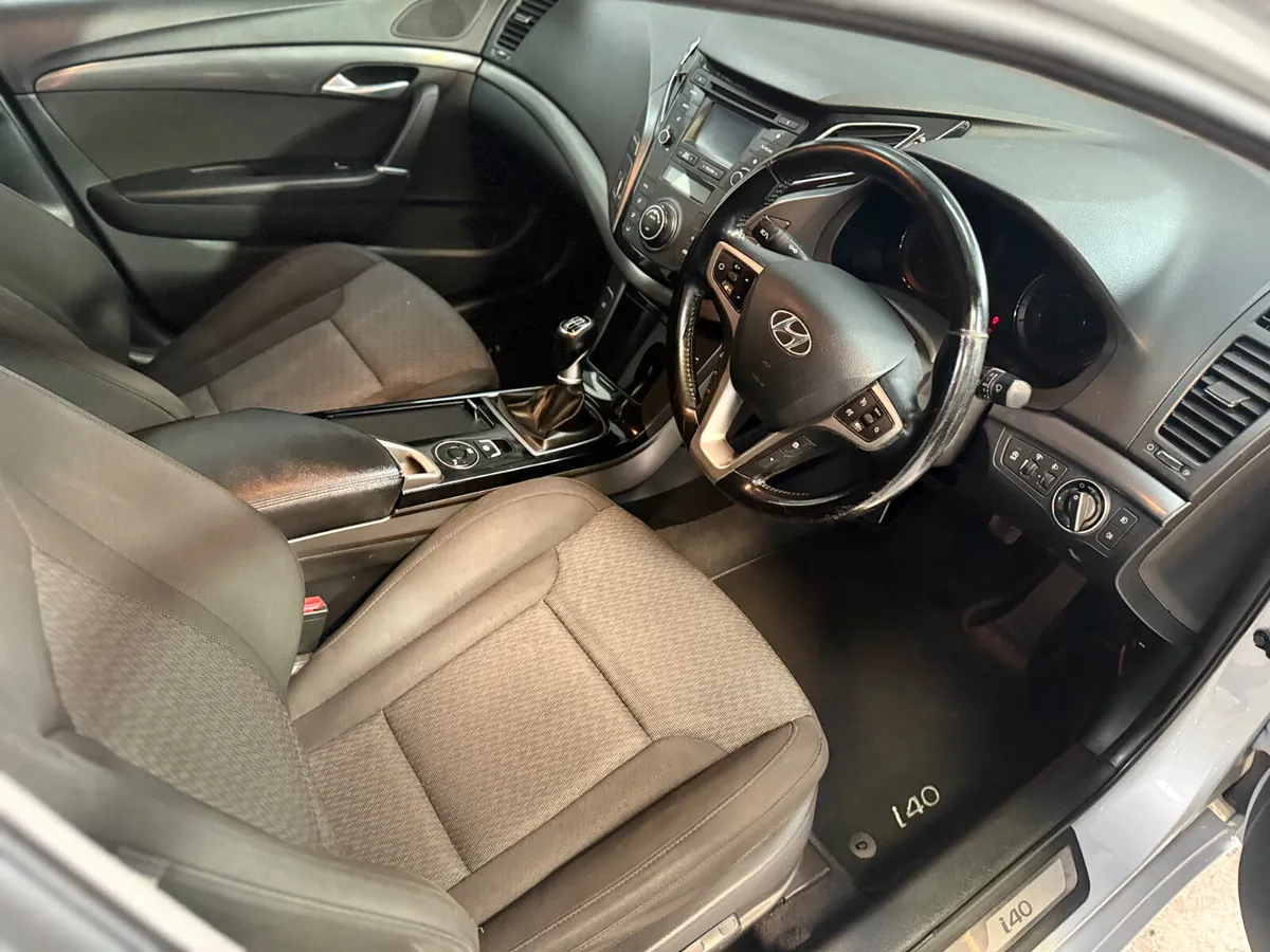 Hyundai i40 2016. 1.7 EXECUTIVE - Image 4