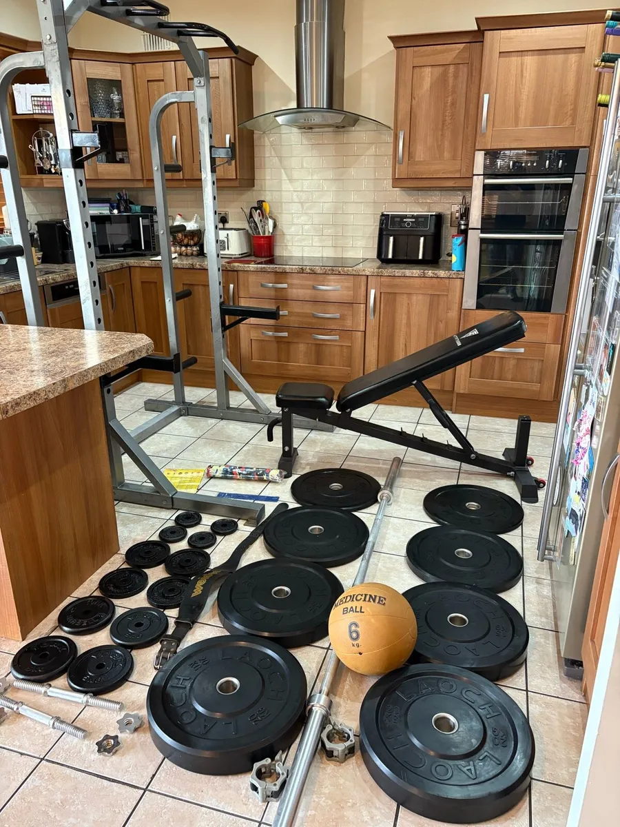 WITHOUT DOUBT BEST GYM WEIGHTLIFTING SET DONE DEAL - Image 1