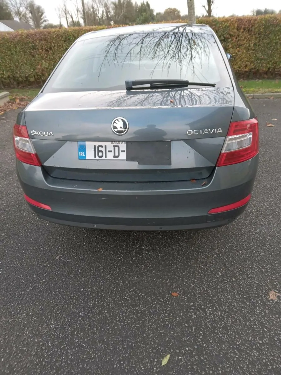 161Octavia 1.6 Diesel Automatic - Image 2