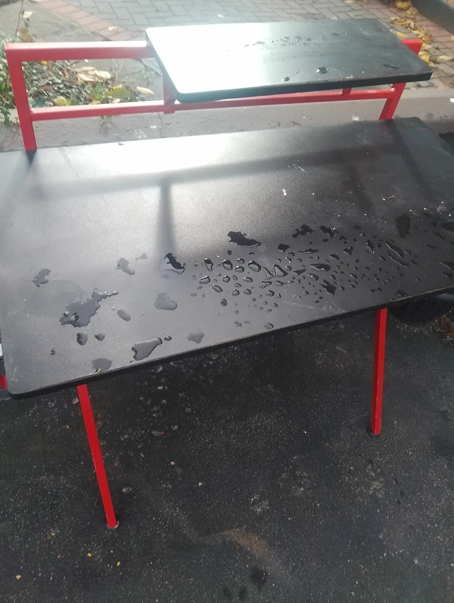 Free gaming desk - Image 2