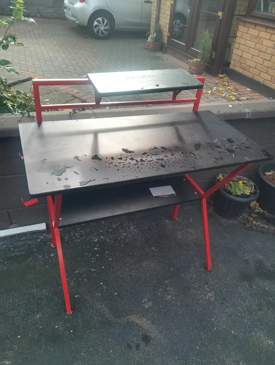 Free gaming desk - Image 3