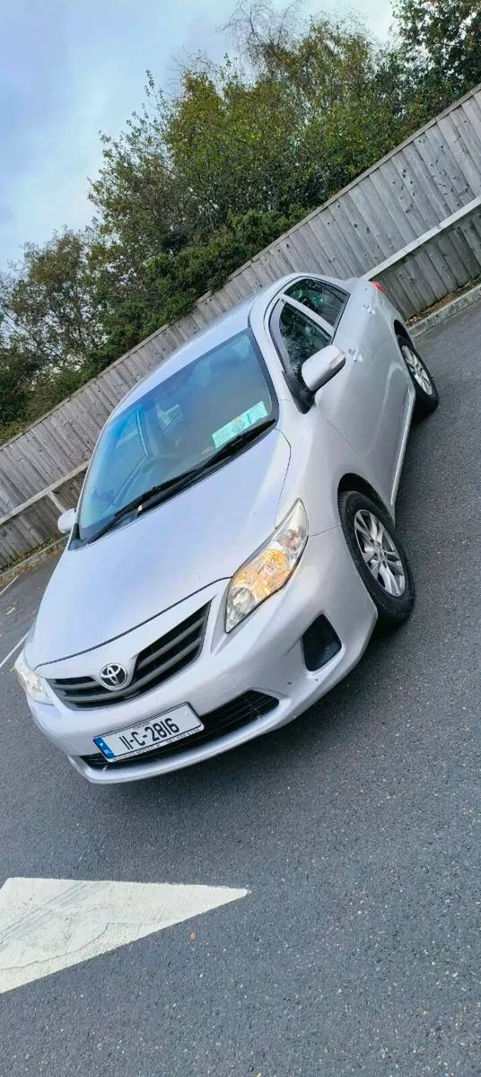 Toyota Corolla 2011 - Image 1