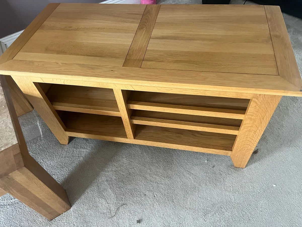 TV Unit - Image 1