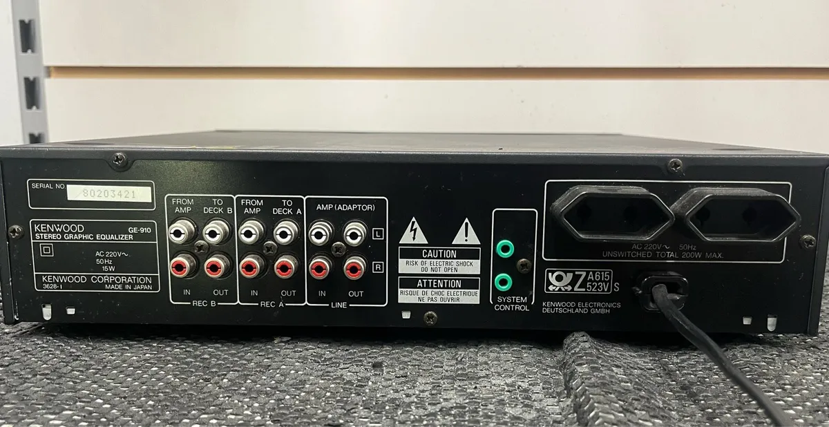 Kenwood Stereo Dual Graphic Equalizer GE-910 - Image 2