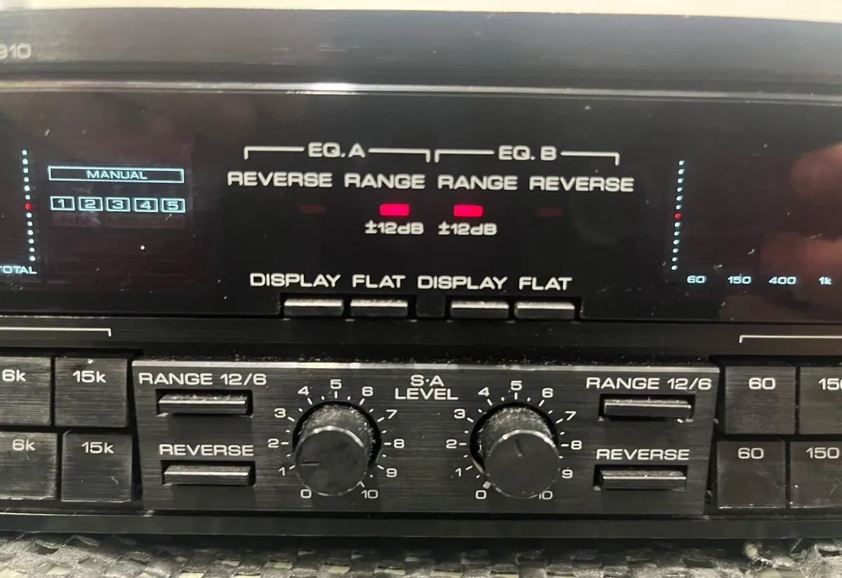 Kenwood Stereo Dual Graphic Equalizer GE-910 - Image 4