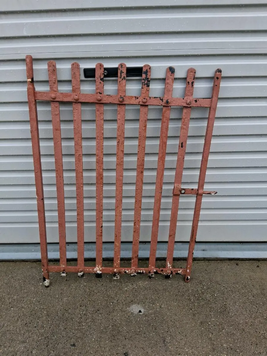Forged gate