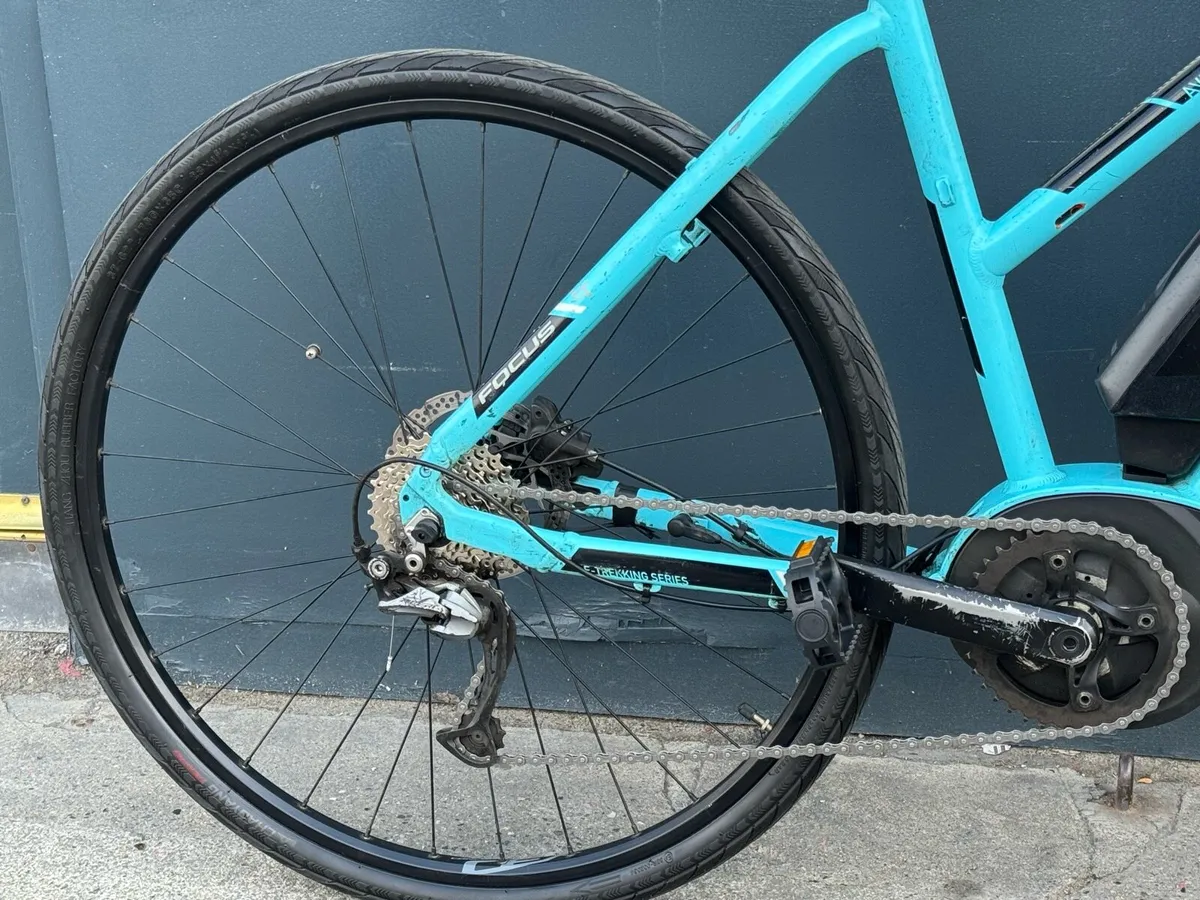 Focus Aventura Bosch E-Bike - Image 2