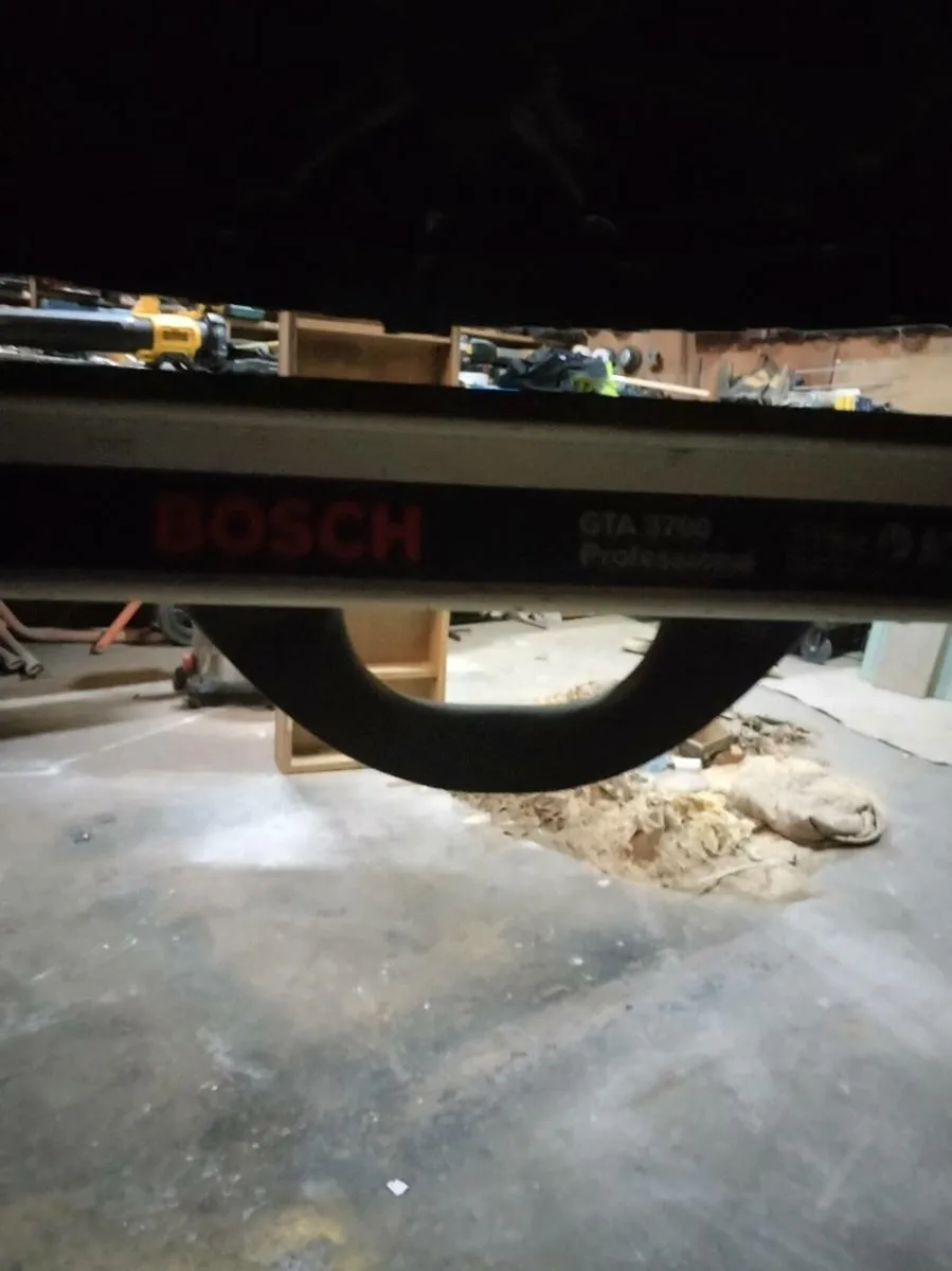 Bosch mitre saw - Image 3