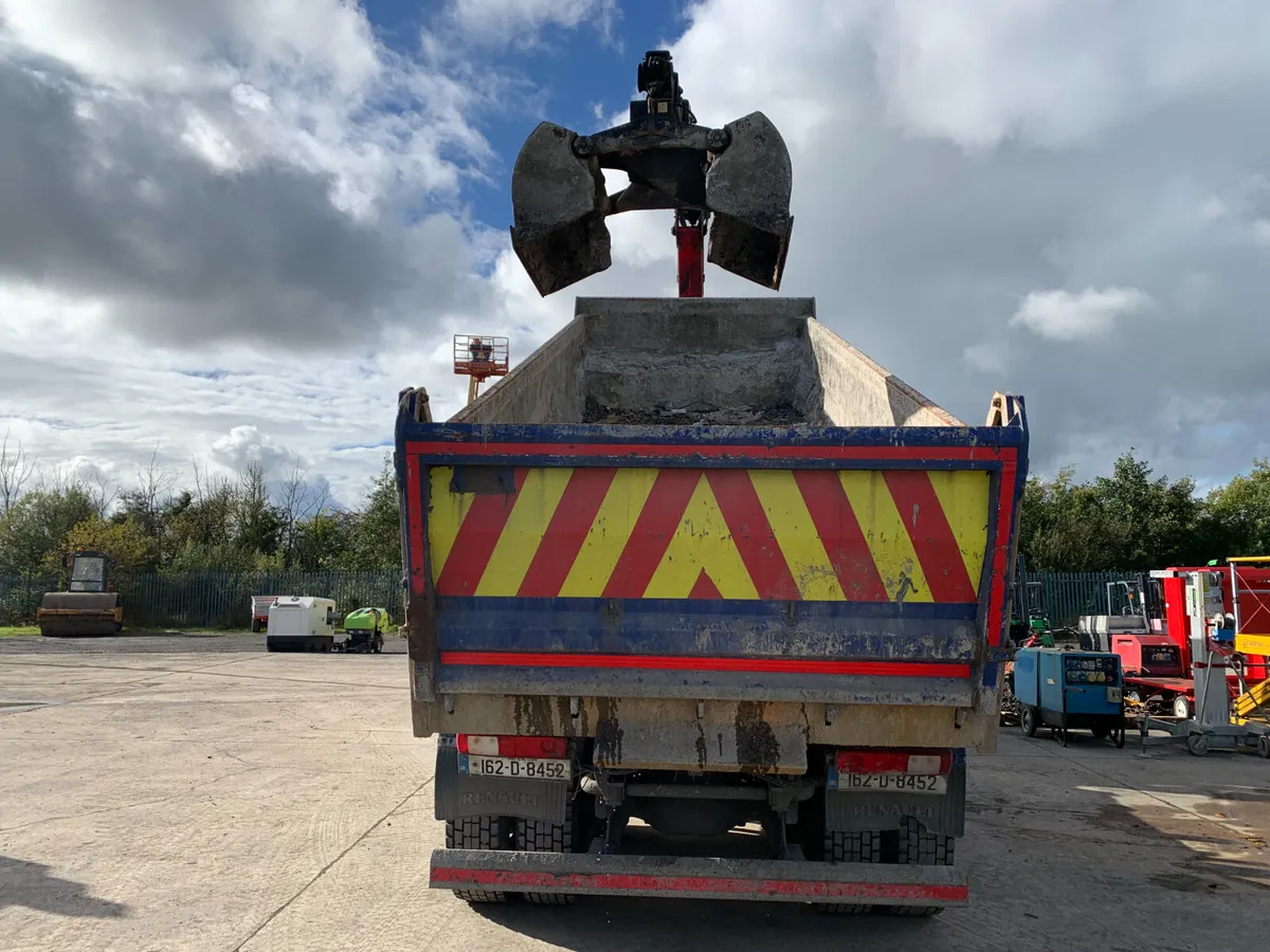 2016 RENAULT KERAX 430 8X4 GRAB TRUCK FOR AUCTION - Image 4