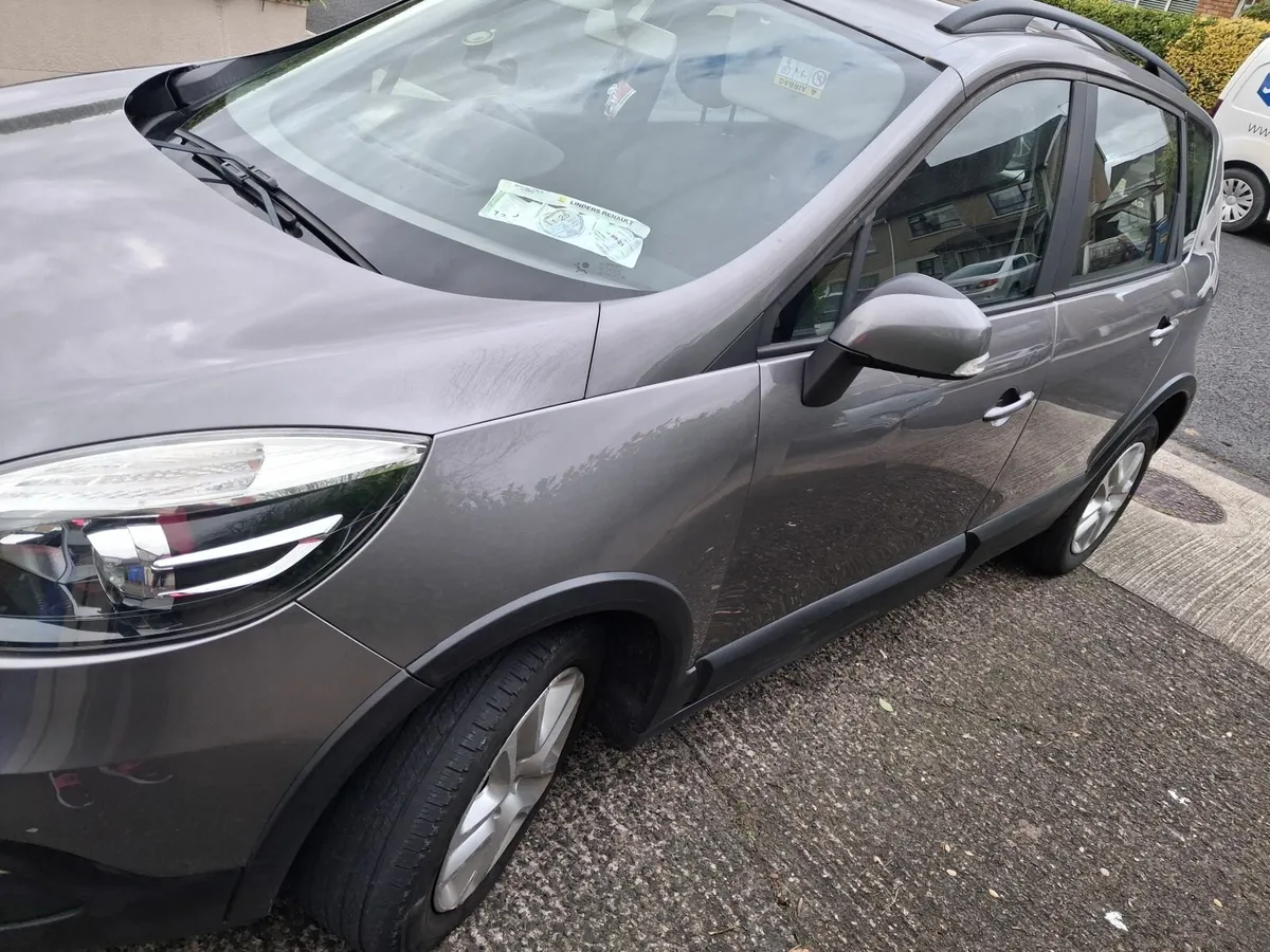 Renault Scenic 2015 - Image 1