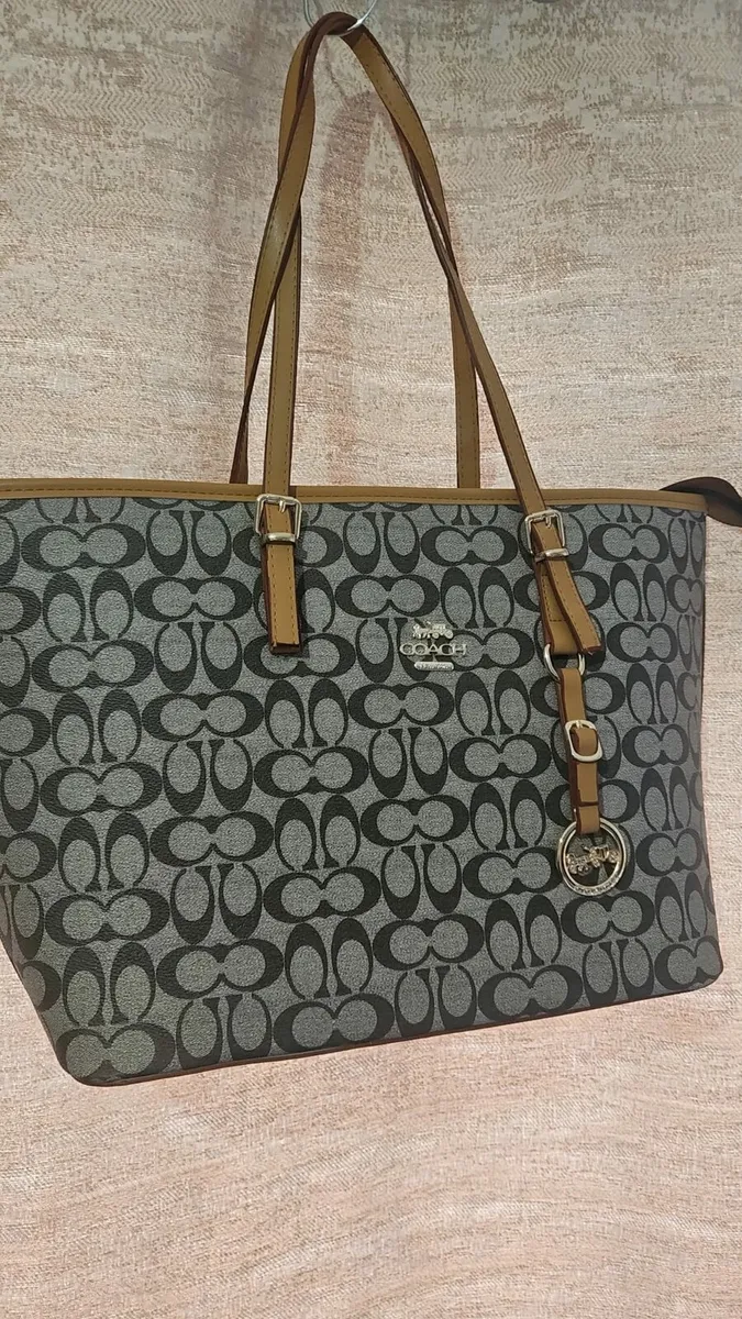 Coach handbags - Image 2