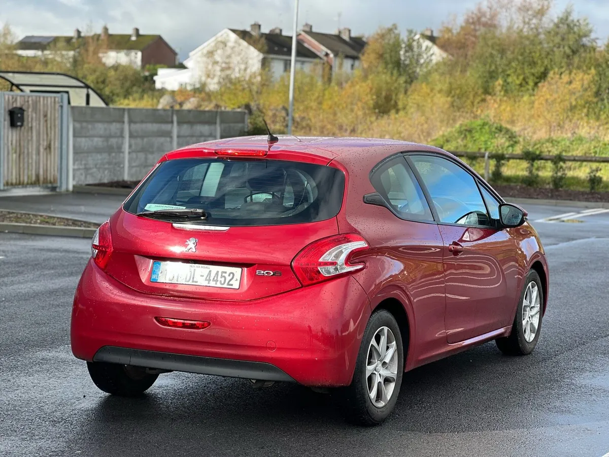131 Peugeot 208 1.4 nct 25/12/25 tax 11/25 - Image 2
