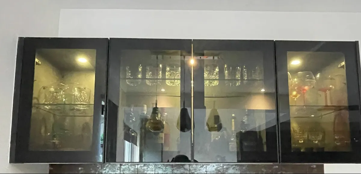 Bar Unit - Image 1
